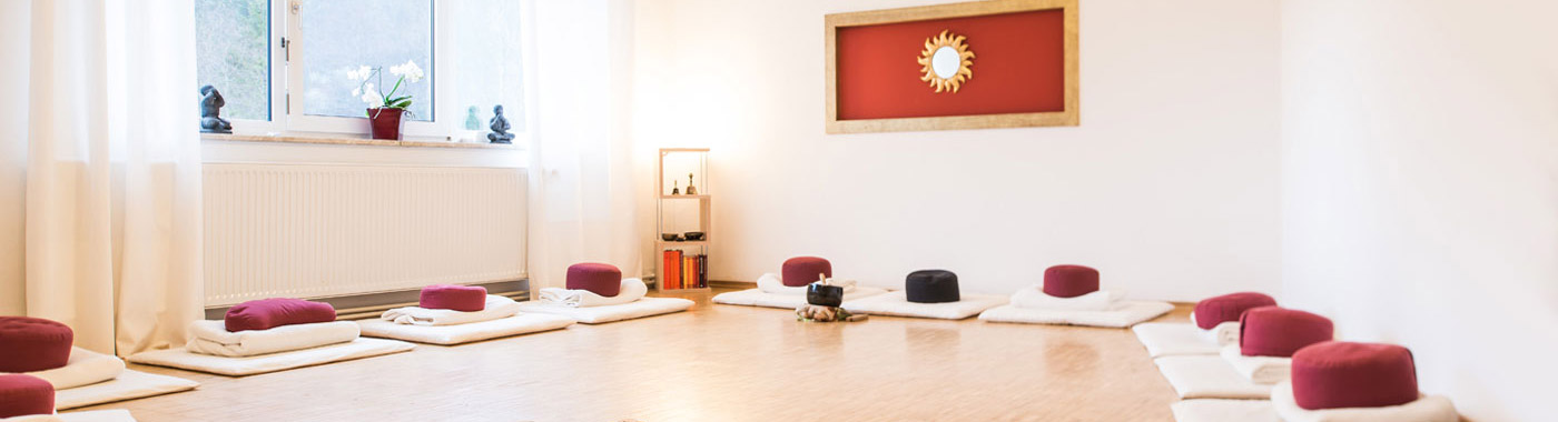 Yogalehrer werden in AYAS Räumen